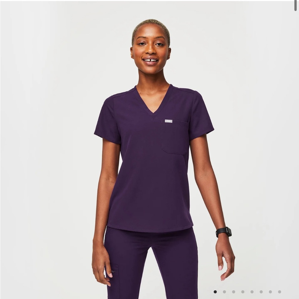 Women’s Figs Scrub Set— Purple Jam